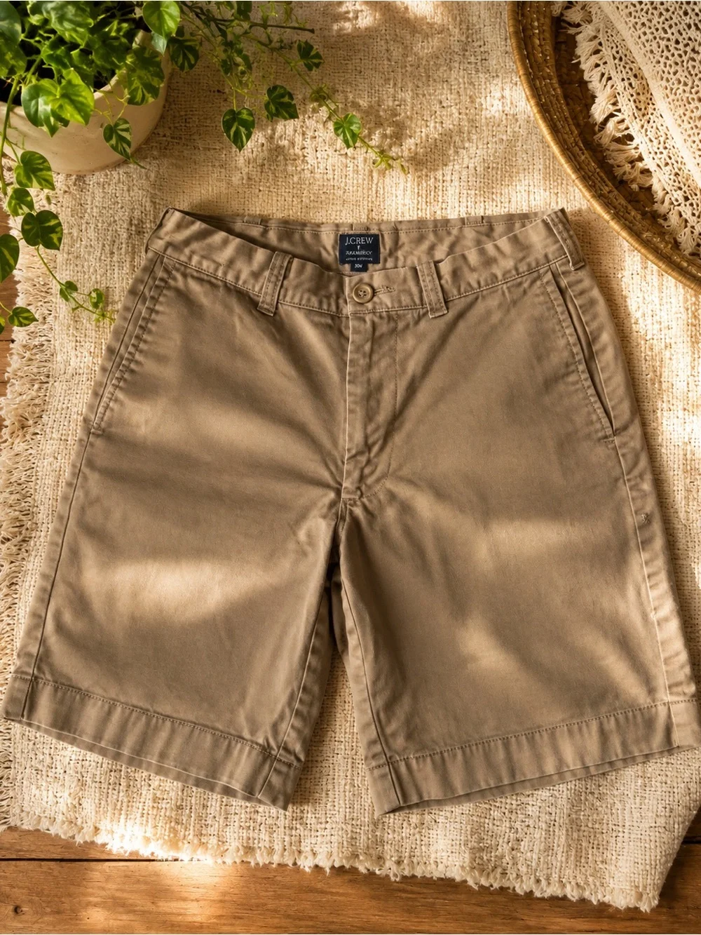 J.Crew Gramercy Chino Shorts Men’s 30 Khaki Tan 9” Inseam